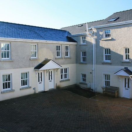 2 Laurel Court Vila Ulverston Exterior foto