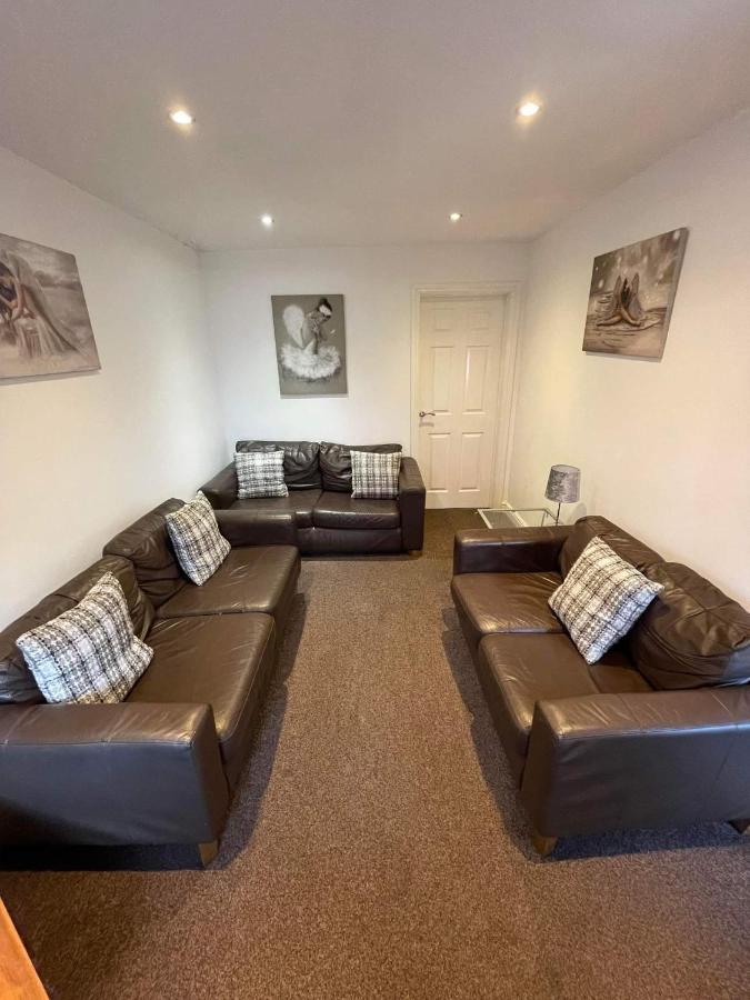 2 Laurel Court Vila Ulverston Exterior foto